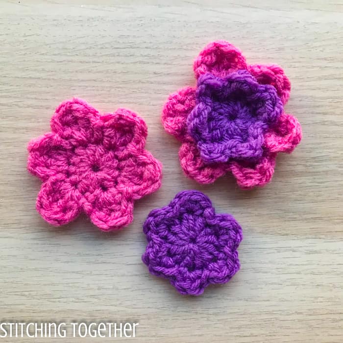 3 Simple Crochet Flower Patterns [with pictures] - Stitching Together